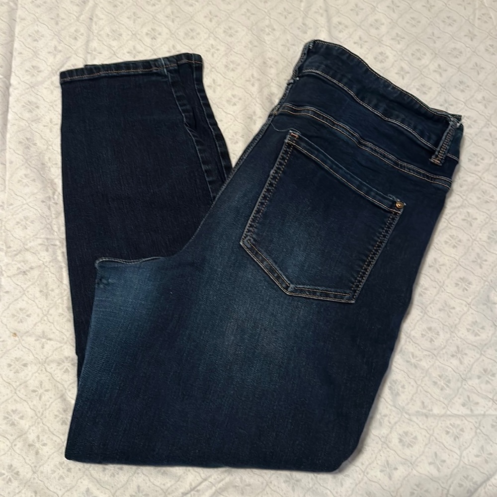 20W short Maurice’s straight leg everflex high rise